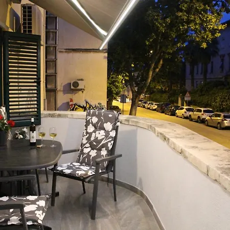Apartment Marina - Center Split